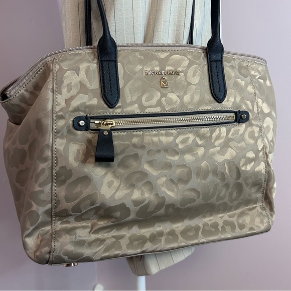 Michael Kors tan and black cheetah print handbag with lots of storage. - Picture 3 of 13